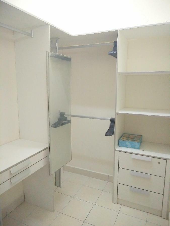 E&A Homestay Klia/ Sepang/ Nilai エクステリア 写真