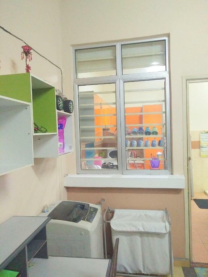 E&A Homestay Klia/ Sepang/ Nilai エクステリア 写真